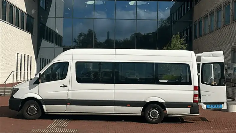 Rolstoelbus voor vervoer vanuit Zwijndrecht